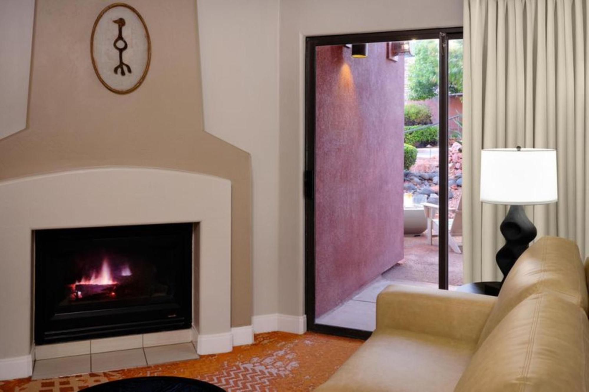 Hilton Sedona Resort At Bell Rock Exterior photo