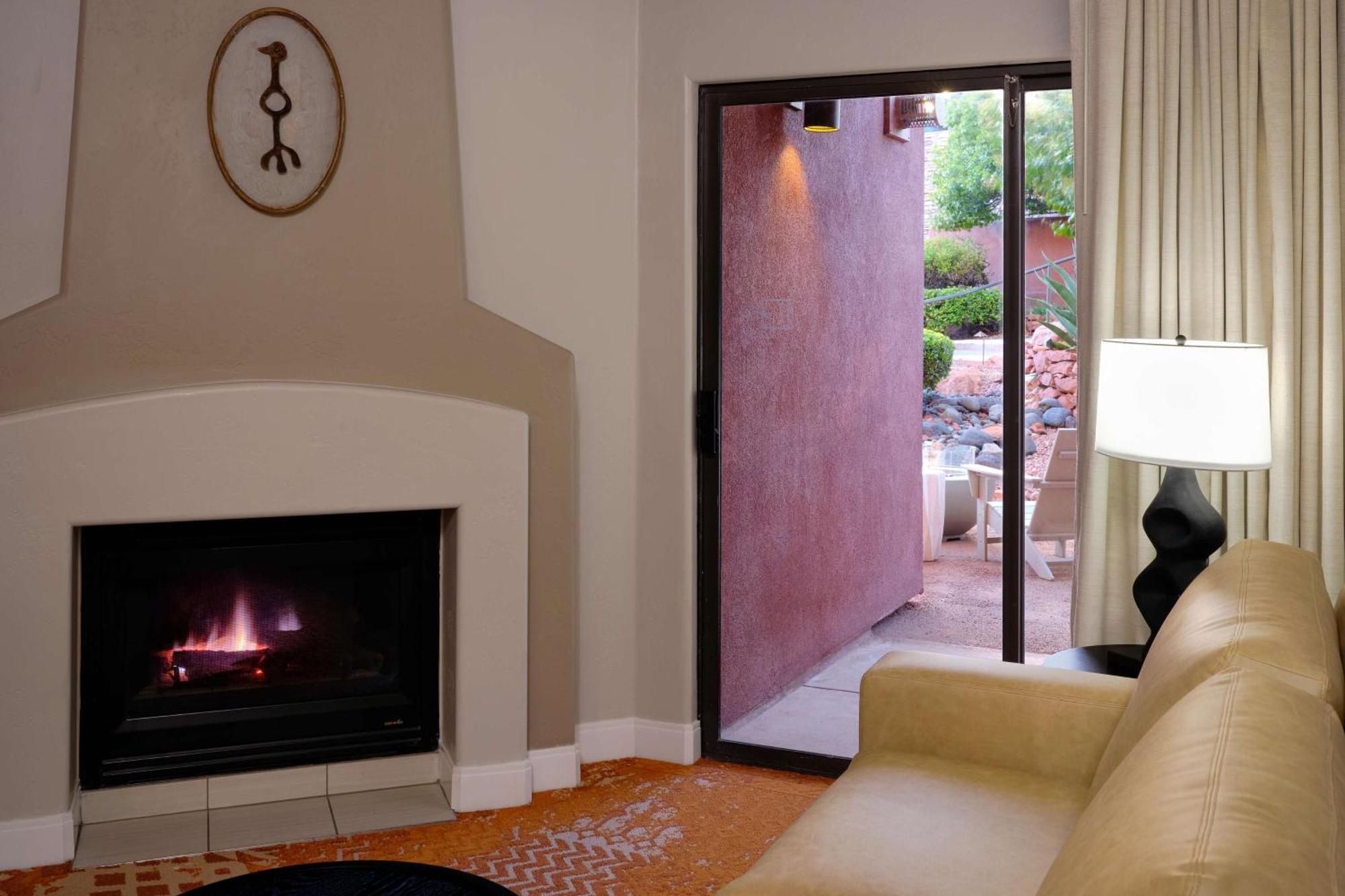 Hilton Sedona Resort At Bell Rock Exterior photo