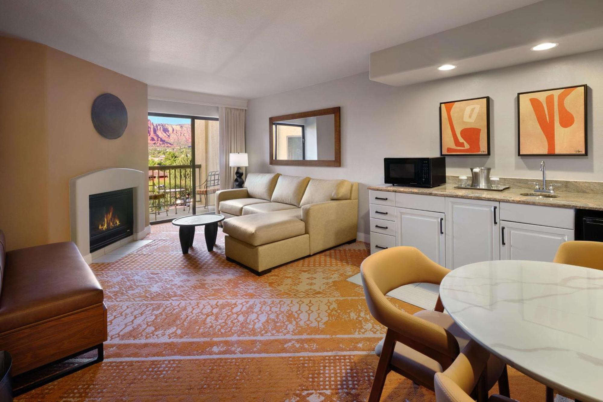 Hilton Sedona Resort At Bell Rock Exterior photo